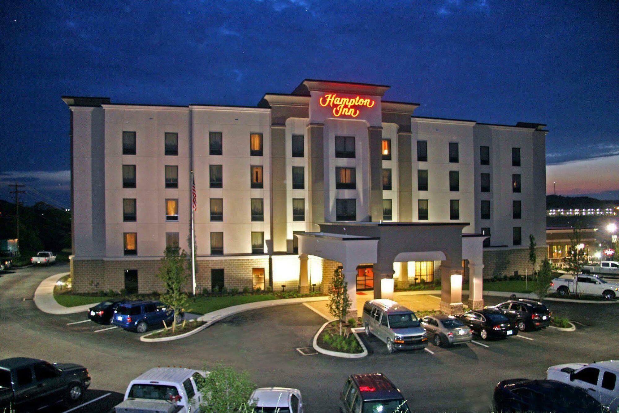 ホテル ハンプトン イン ウェインズバーグ Waynesburg エクステリア 写真